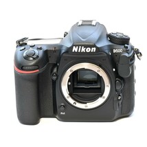 ショット数わずか「3088回」！！Nikon D500 ボディ★極上品★_画像2