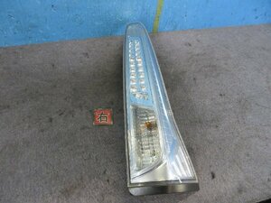 7kurudepa セレナ DAA-HC26 右 テール ランプ ライト 26550-1VM0A ＬＥＤ KOITO 220-23438 [ZNo:05030103] 162954