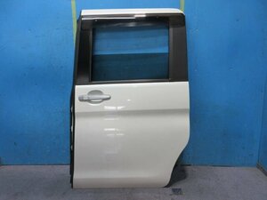 7kurudepa タント DBA-LA600S リア 左 ドア スライド 67004-B2220 白パール W24 個人宅発送不可商品 [ZNo:06004871] 165971