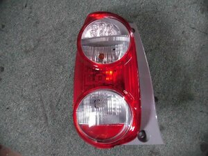 2kurudepa H22年 パッソ DBA-KGC30 左 テール ランプ ライト 81560-B1150 ＬＥＤ KOITO 220-51004 7570