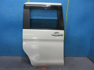 7kurudepa タント DBA-LA600S リア 右 ドア スライド 67003-B2250 白パール W24 個人宅発送不可商品 [ZNo:06011670] 167363