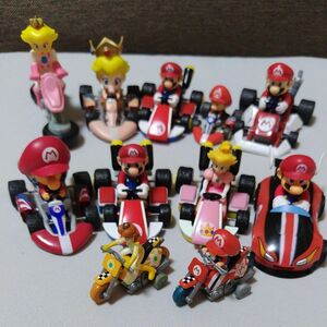 マリオカート　 ミニカー　バイク　プルバック　ベビーマリオ　ピーチ姫　デイジー　クッキー缶