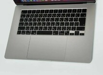 (即日発送)M2 MacBook Air 15インチ　メモリ16gb SSD512gb スターライト　超美品　_画像2