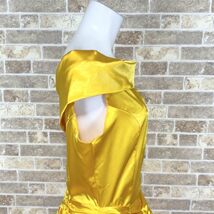 1円 ドレス 舞台衣装 ロングドレス 黄色系光沢 ステージ衣装 カラードレス 発表会 イベント　中古４３７９_画像8