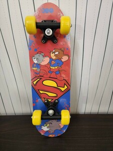  new goods shrink unopened goods Tom . Jerry skateboard Superman skateboard 