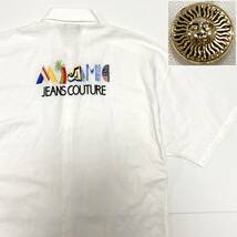 VERSACE JEANS COUTURE MIAMI 太陽神 金ボタン 刺繍 半袖シャツ ホワイト 白 Mサイズ ヴェルサーチ 白シャツ VINTAGE 4040089_画像1