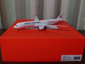 1/200【JC WING】日本航空 A350-900　A350ロゴ塗装機（レッド）JA01XJ