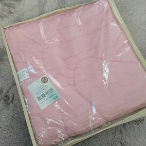 新品 未開封 33000円の品 SILK100％ 洗える なめらかシルクの肌掛布団 シングル ピンク 布団 肌掛け布団 寝具