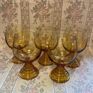  beautiful goods *.. glass chum tea m amber wine glass brandy glass 5 customer set Showa Retro 