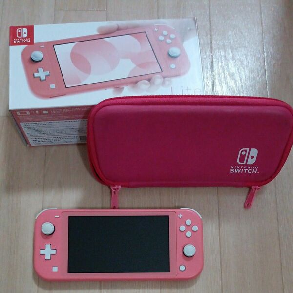 Nintendo Switch Lite コーラル