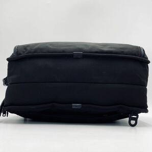 1円~極美品 TUMI トゥミ 3way ALPHA2 メンズ ビジネス リュックサック ブリーフケース 斜め掛け レザー バリスティックナイロン A4+PC可 黒の画像6