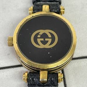E043-T8-1297 ◎ GUCCI グッチ シェリーライン GGロゴ クォーツ メンズ レディース ペア 腕時計 ローマ数字 ブラック ゴールドの画像8