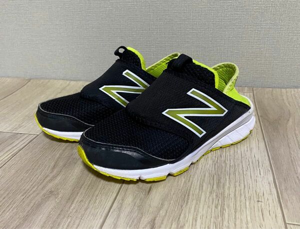 New Balance ニューバランス スニーカー スリッポン キッズ 子供 19