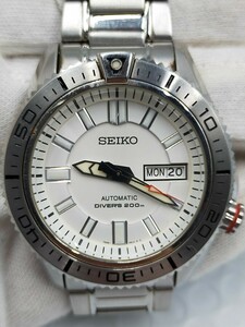 〇SEIKO AUTOMATIC DIVER'S 200m 7S36-04P0 自動巻き ダイバー シルバー セイコー