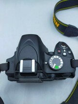 ●Nikon D3200 200m ダブルズームキット ブラック AF-S DX NIKKOR 18-55mm, DX VR Zoom-Nikkor 55-200mm デジタル一眼レフカメラ ニコン_画像3