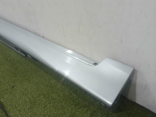 SAI DAA-AZK10 右サイドステップ 782 75850-75010-H0 SAI DAA-AZK10 右サイドステップ 782 75850-75010-H0