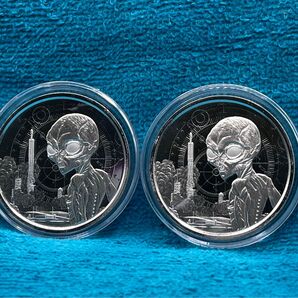 ガーナ共和国 2021年「宇宙人エイリアン」99.9%純銀 1oz 新品 2枚セット