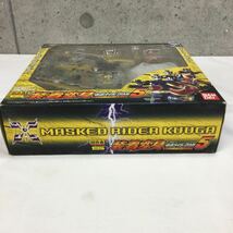 ◎【BANDAI/バンダイ】仮面ライダークウガ5 ライジングフォームセット 装着変身 超合金 フィギュア GD-27 ホビー 当時物 ほぼ未開封 現状品_画像3