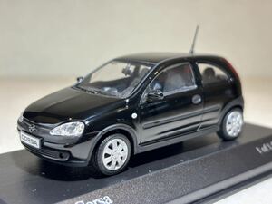 OPEL CORSA 2000 BLACK （1/43スケール MINICHAMPS 430040302）