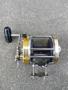 ダイワ　シーライン300 両軸リール Daiwa Sealine イシダイなど　スタードラグリール