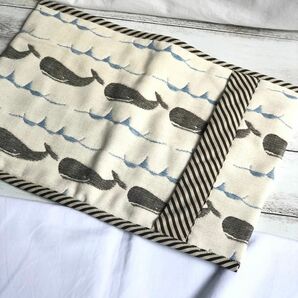 ふんわり六重織ガーゼのアイス枕カバー　ハンドメイド　fuwara クジラ