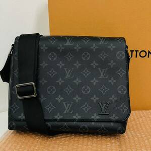 【7044】ルイヴィトン LOUIS VUITTON モノグラム　エクリプス　ディストリクト　PM NM M44001 