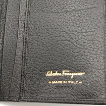 サルヴァトーレフェラガモ 　Salvatore Ferragamo 　ロゴ 二つ折り 　長財布 　長財布 　レザー ブラック（ゆうパケットの場合、箱なし）_画像4