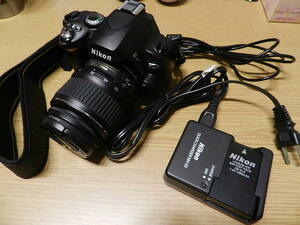 ☆ Nikon/ニコン デジタル一眼レフカメラ D40 ※画像参照