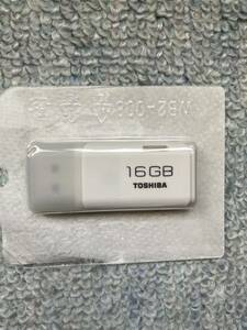 TOSHIBA USBメモリー16GB