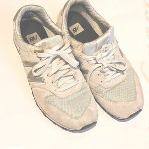 スニーカー new balance