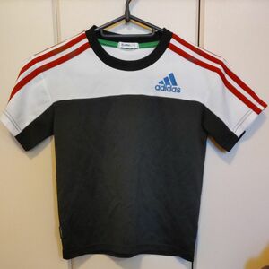 adidas アディダス 半袖Tシャツ スポーツウエア 袖ライン 120〜130