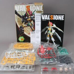 未使用 スーパーロボット大戦 ヴァルシオーネ SRG-S030 スパロボ VALSIONE 1/144スケール 未組立 コトブキヤ プラモデル #80〇932/k.fの画像1