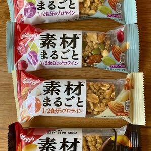 素材まるごと　1/2食分のプロテイン　ケロッグ　ご褒美ナッツチョコ　ベリー&ナッツ　キャラメル&ナッツ　４本　お試し