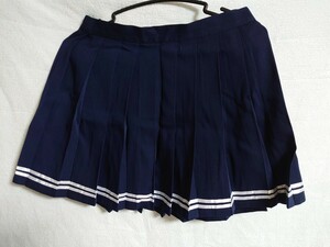【大きいサイズ】プリーツスカート XL 紺色ライン入 コスプレ 制服 プリーツ