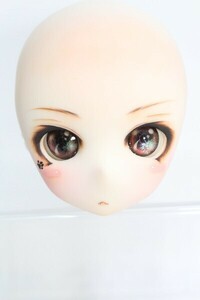 DD/ custom make-up head I-24-05-05-1082-KN-ZI