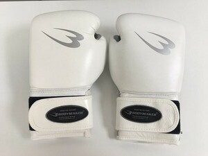 [ one jpy start ] translation have glove boxing spa- ring surface tape use strike . practice attaching and detaching easy man and woman use 8OZ white 1 jpy *A07355*