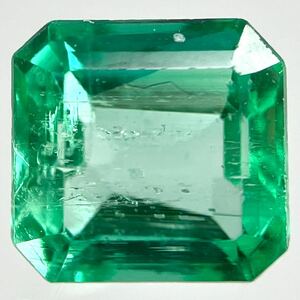 ●天然エメラルド0.700ct●m 約5.5×5.2mmソーティング付 ルース 裸石 宝石 ジュエリーjewerly emerald テ DG0