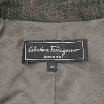 サルヴァトーレフェラガモ Salvatore Ferragamo セットアップ スーツ アンゴラ混 灰色 グレー 40 L相当 国内正規品 レディース_画像9