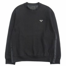 美品 22aw プラダ PRADA トライアングルロゴ スウェット シャツ テクニカルコットン ナイロン切替 三角ロゴプレート UJL30A 黒_画像1