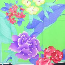 レオナール LEONARD 美品 ブランドロゴ スカーフ ストール シルク 花柄 フラワー柄 紺 ネイビー STK レディース_画像3