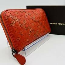 【美品　付属品有】 BOTTEGA VENETA ボッテガヴェネタ 長財布 イントレチャート ラウンド レザー パイソン レッド 赤 メンズ 男女兼用