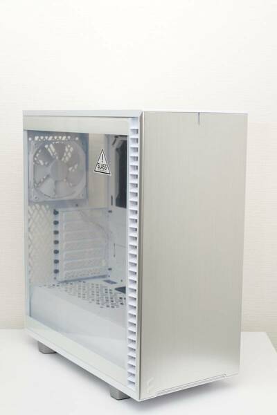 ★Fractal Design Define 7 Compact White TG Clear Tint TG FD-C-DEF7C-04 [ホワイト/クリア] 白 フラクタルデザイン 中古 