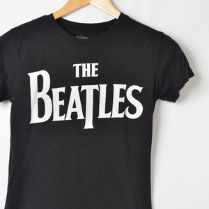 GS8495 ビートルズ BEATLES Tシャツ 女性 S 肩38 ロック バンドT メール便 xq