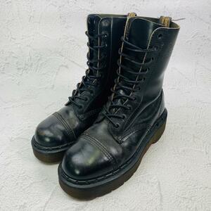 【廃盤】Dr.Martens ドクターマーチン 英国製 10ホール レースアップ ブーツ 黒 ブラック 5 24cm 美脚 高身長 ショートブーツ ボリューム