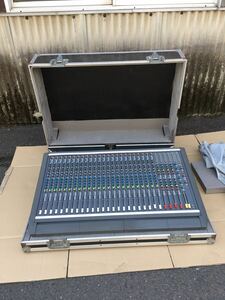 Soundcraft sound craft mixer 200Δ 200 Delta analog mixer PA machinery sound equipment sound analogue 