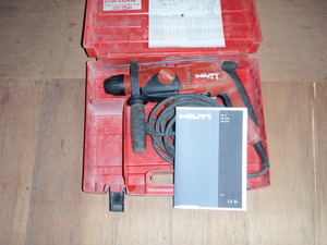 １円スタート！　ＨＩＬＴＩ社ハンマードリル　ＴＥ－２（中古）　その１