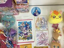 【現状】プリキュア グッズ まとめ売り 缶バッジ 箱なしフィギュア ミニ色紙 他 / ドキドキプリキュア HUGっとプリキュア 他_画像5