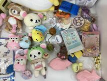 【同梱不可/現状】ファンシーグッズ まとめ売り リラックマ おぱんちゅうさぎ トムとジェリー 他 / ぬいぐるみ タオル 他_画像7