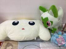 【現状】ポケットモンスター グッズ まとめ売り ぬいぐるみ クッション くじ各賞 ミニフィギュア ミニ色紙 他 ポケモン_画像3