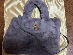 Samantha Thavasa 2Way back .... pretty fur bag 